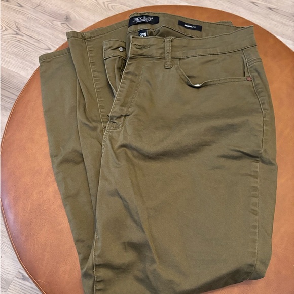 Judy Blues olive skinny jeans 20W like new - Picture 4 of 8